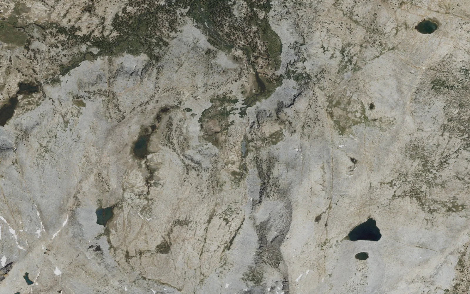 Aerial view centered on Upper Lyell Basecamp camp area