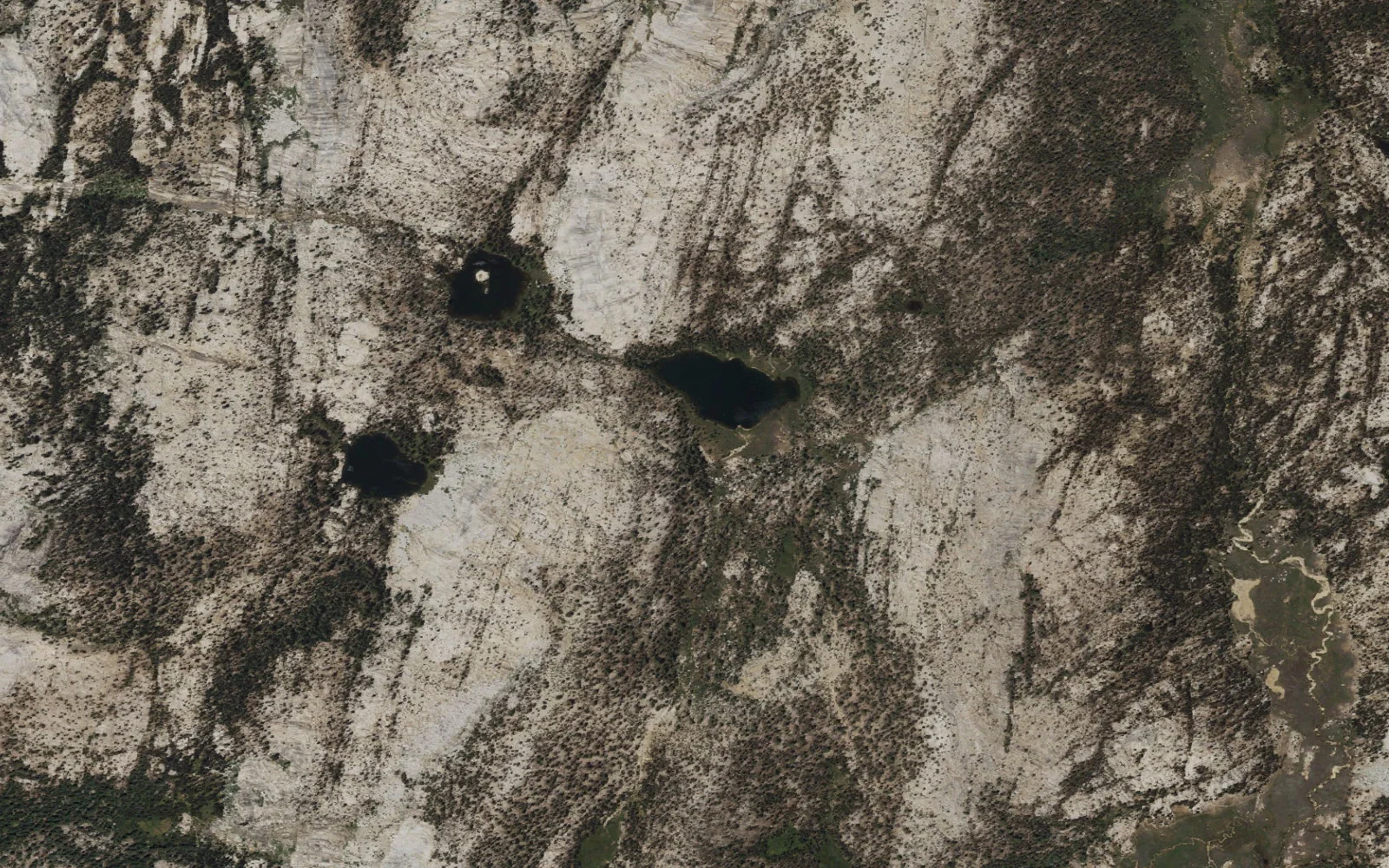 Aerial view centered on Upper Sunrise Lake camp area