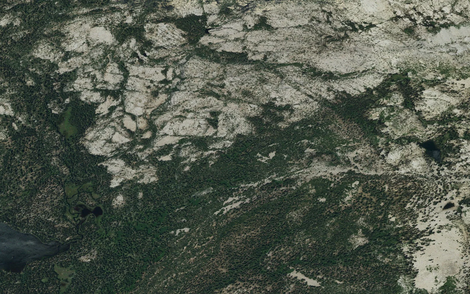 Aerial view centered on Twin Lakes Trailhead