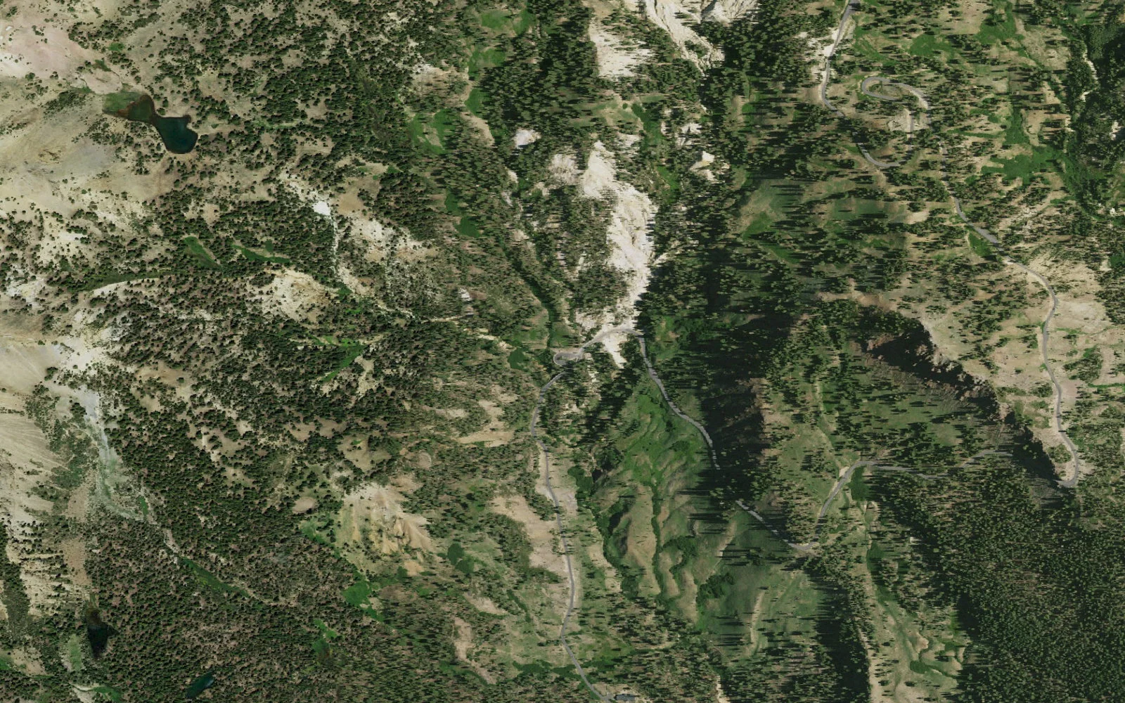 Aerial view centered on Ridge Lakes Trailhead