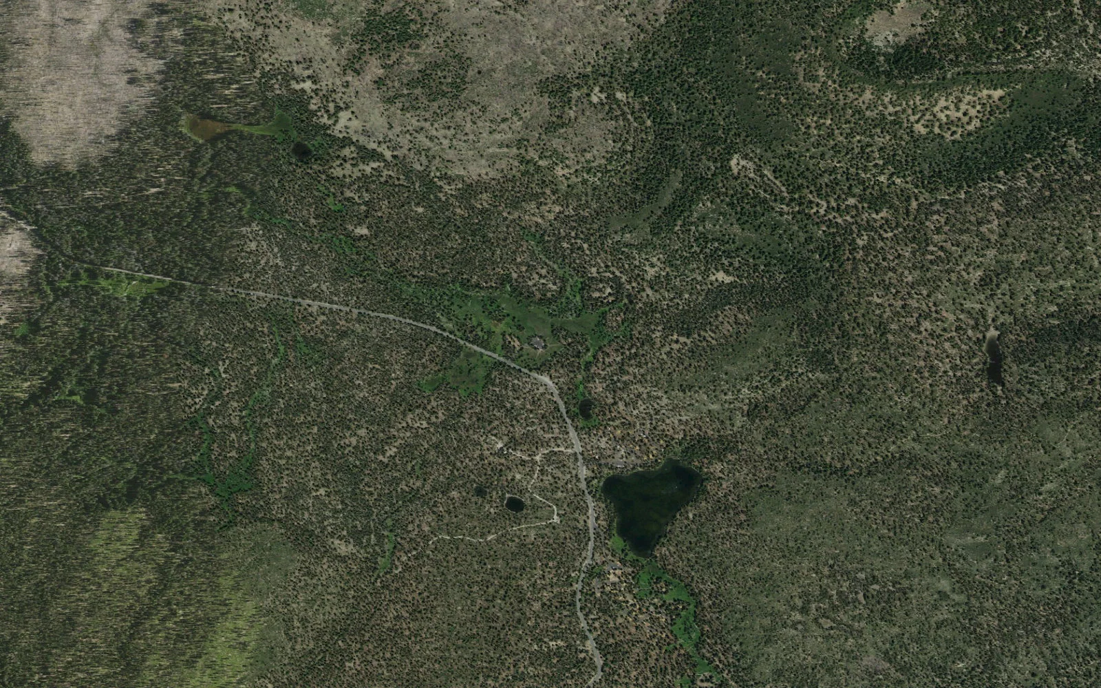Aerial view centered on Summit Lake Trailhead