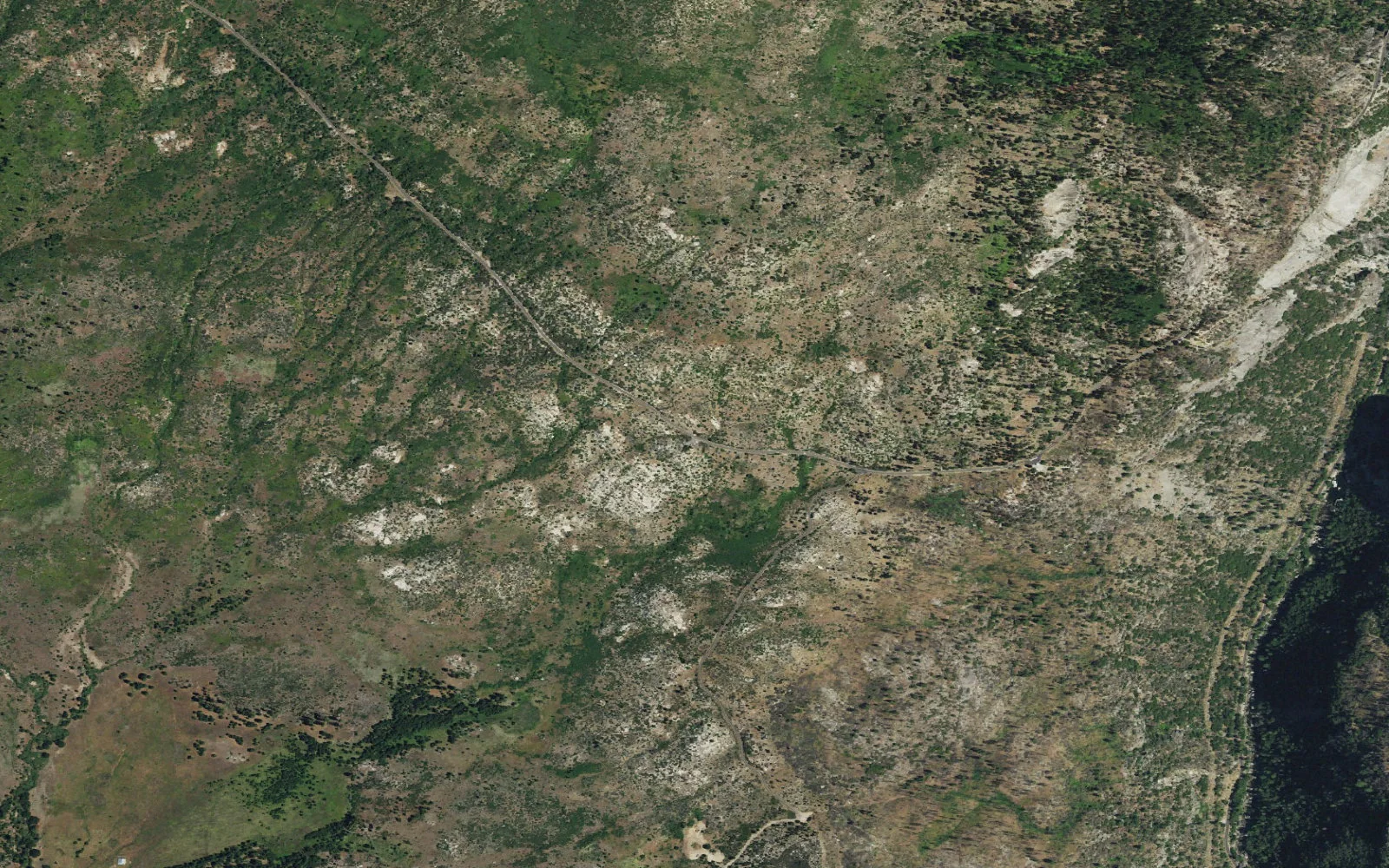 Aerial view centered on Old Big Oak Flat Road Trailhead