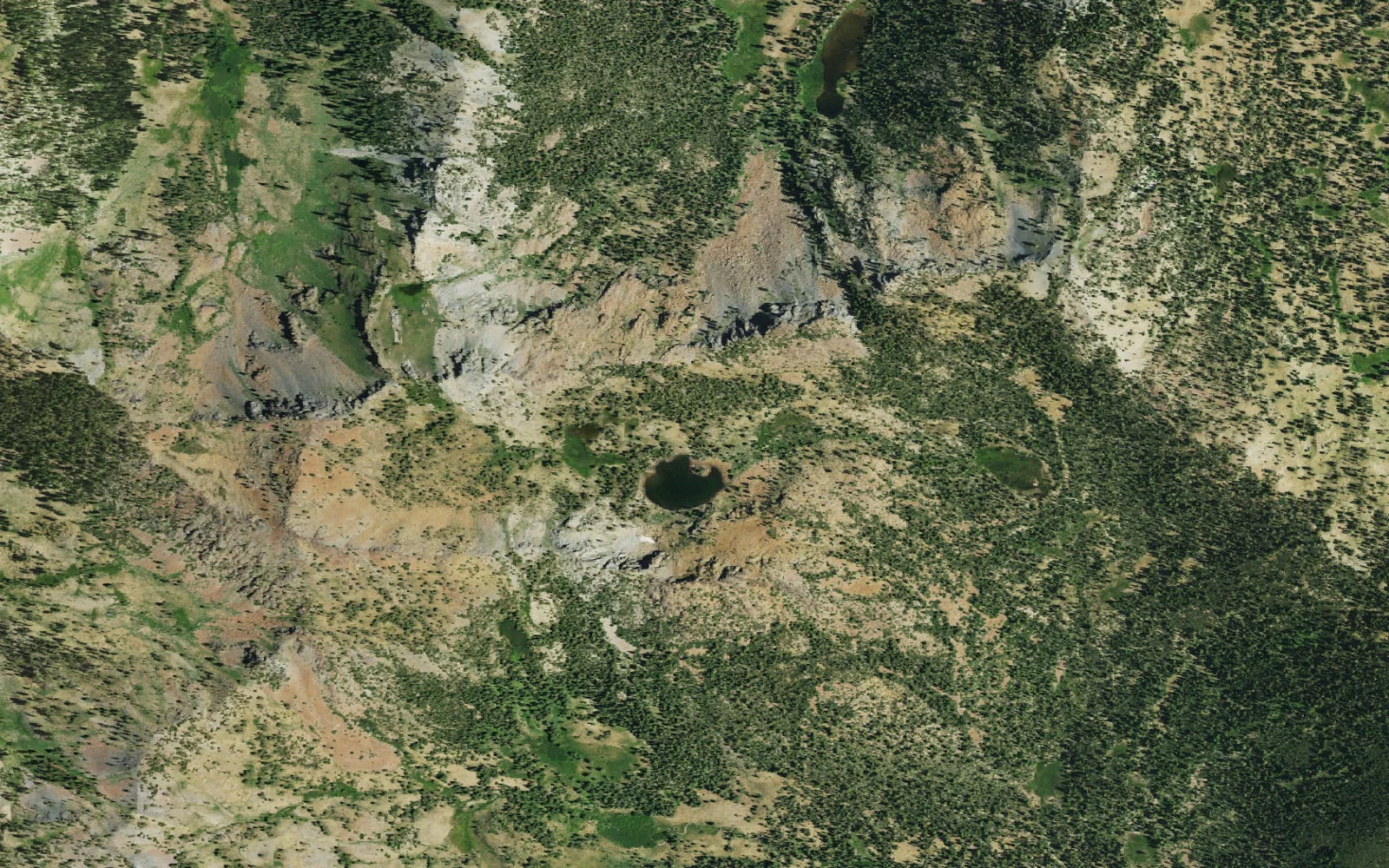 Aerial view centered on Landers Lake camp area