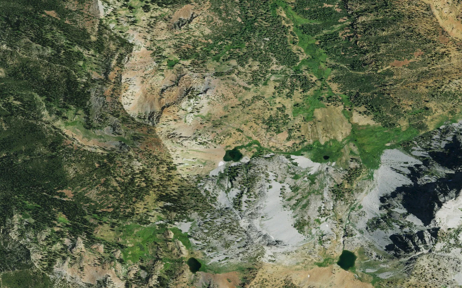 Aerial view centered on Luella Lake camp area
