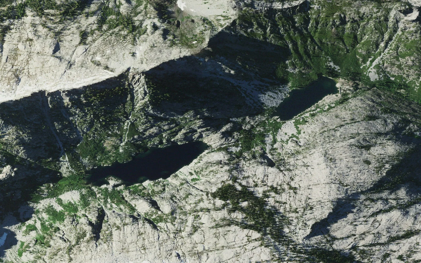Aerial view centered on Sapphire Lake camp area