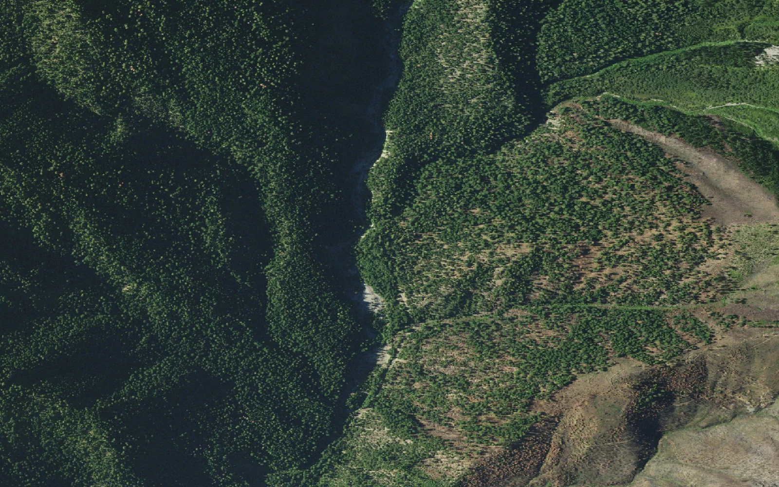 Aerial view centered on Canyon Creek Trailhead