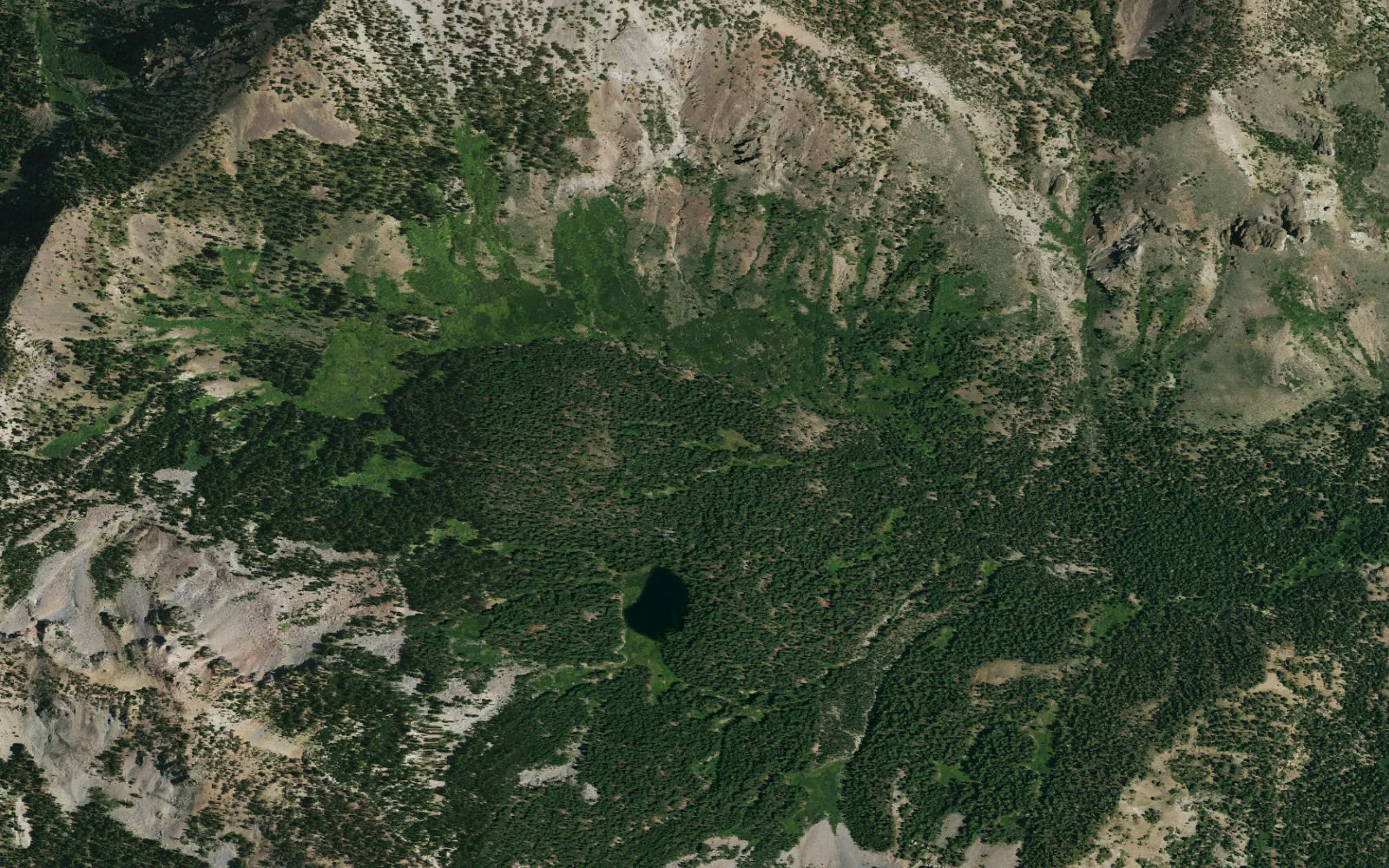 Aerial view centered on Bull Lake camp area