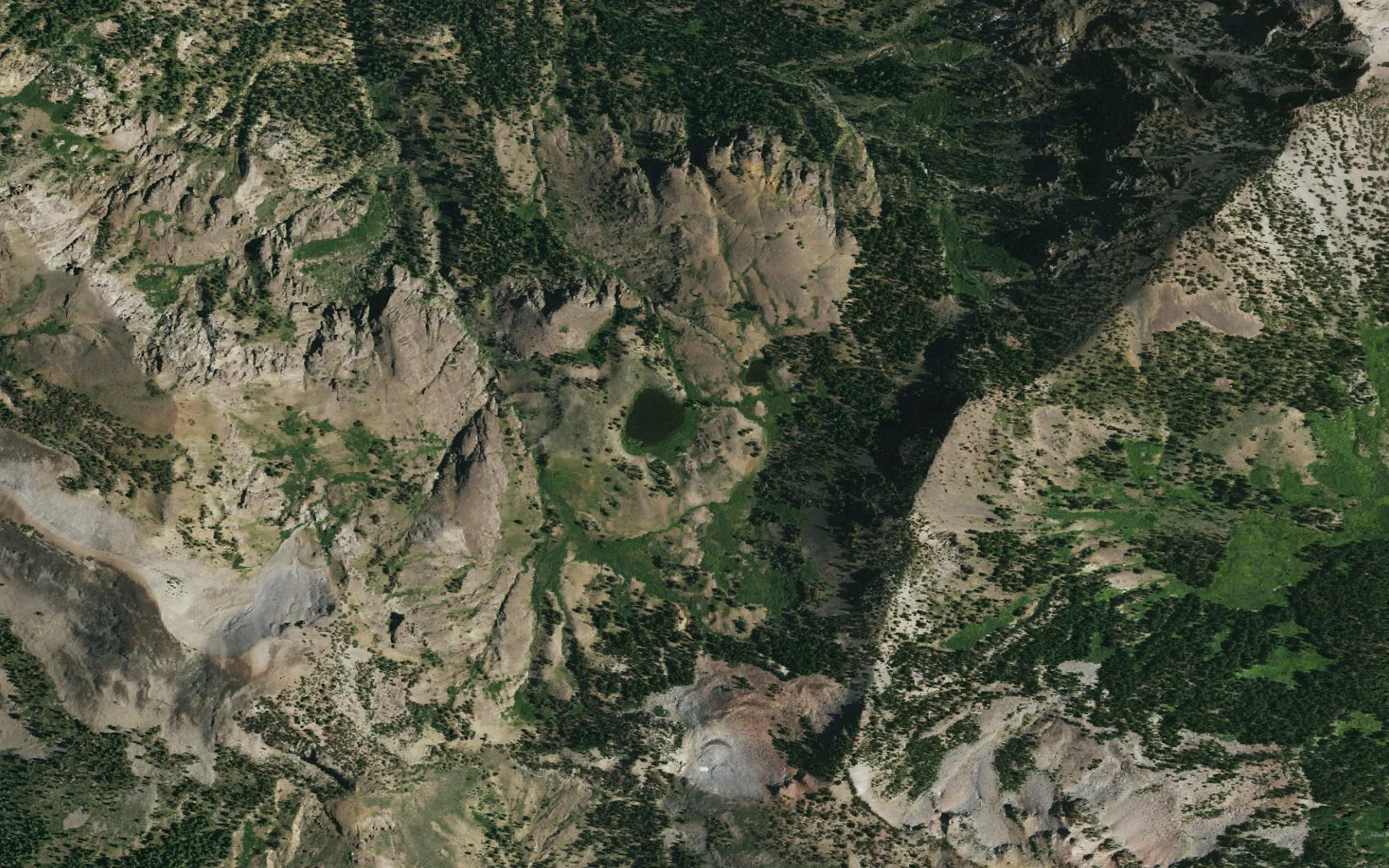 Aerial view centered on Noble Lake camp area