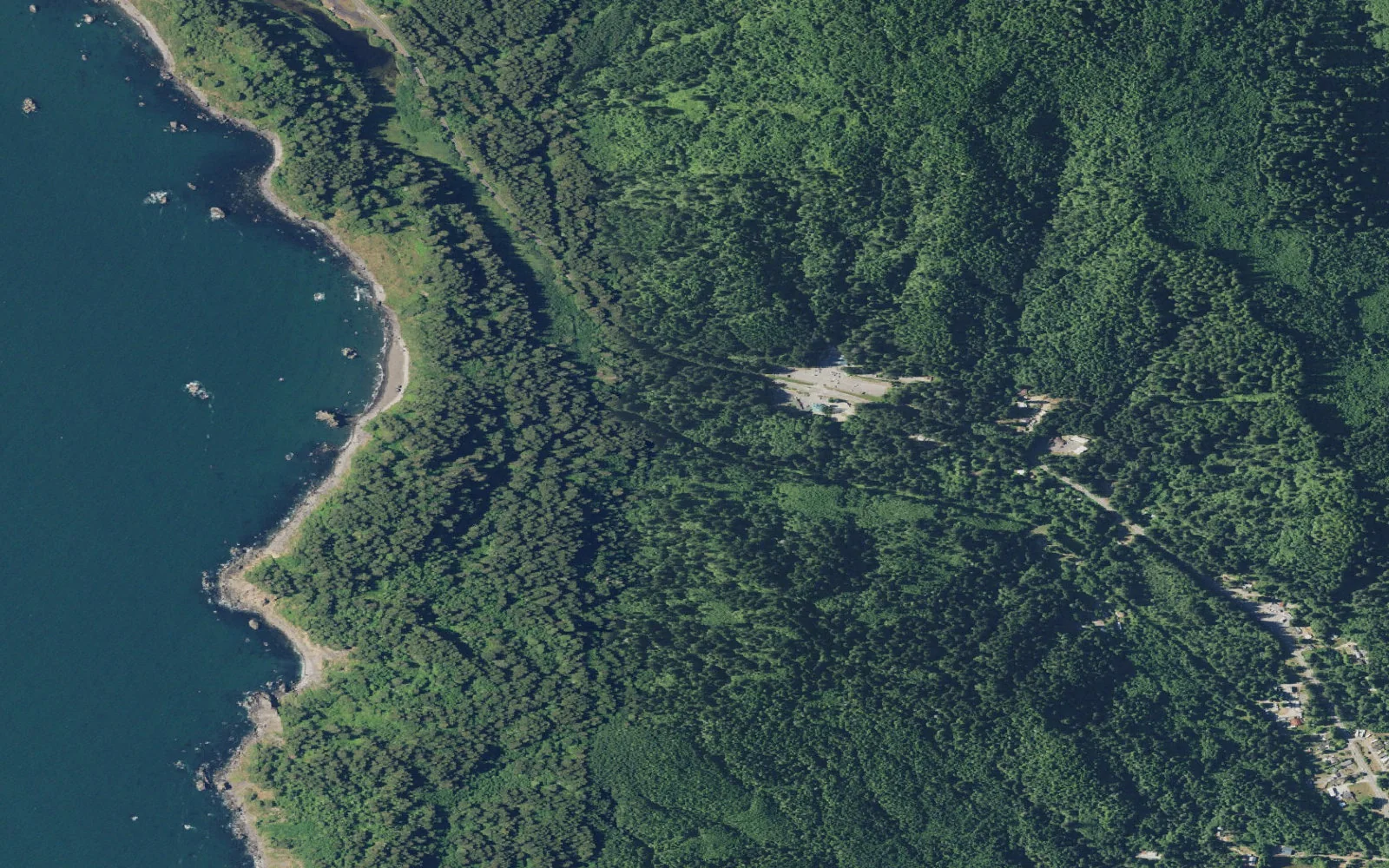 Aerial view centered on Flint Ridge Camp