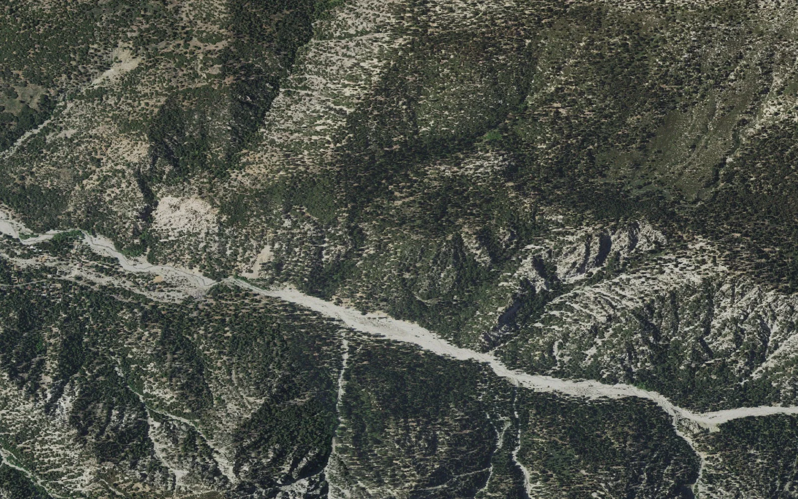 Aerial view centered on Vivian Creek Camp