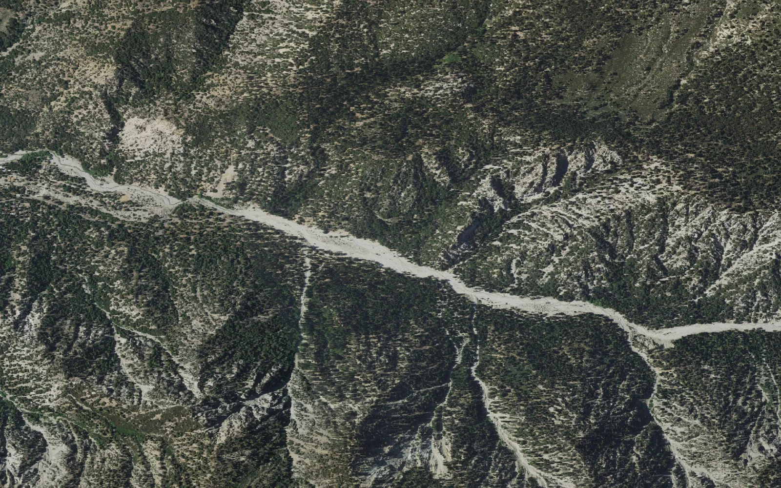 Aerial view centered on Vivian Creek Trailhead