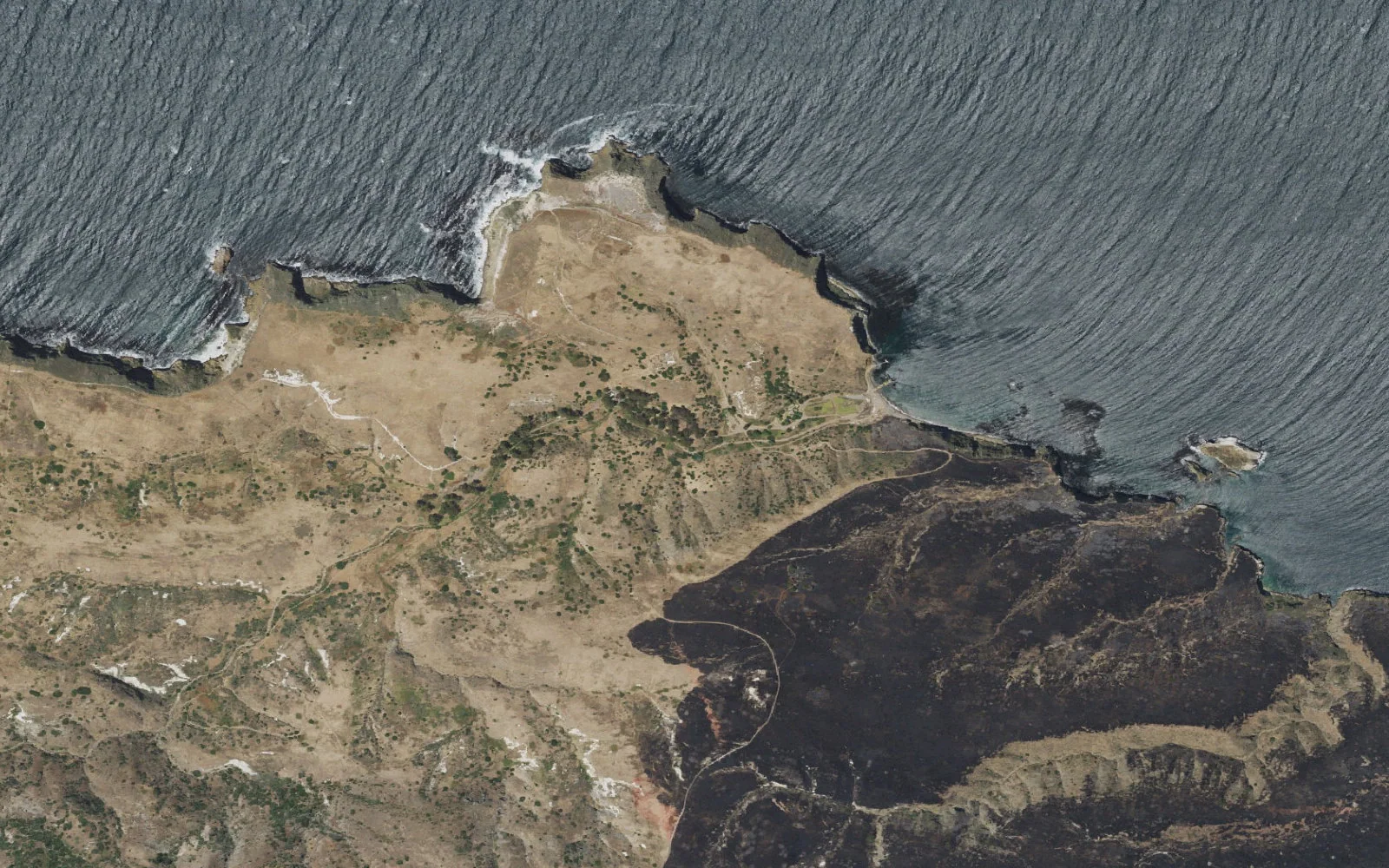Aerial view centered on Scorpion Anchorage Trailhead