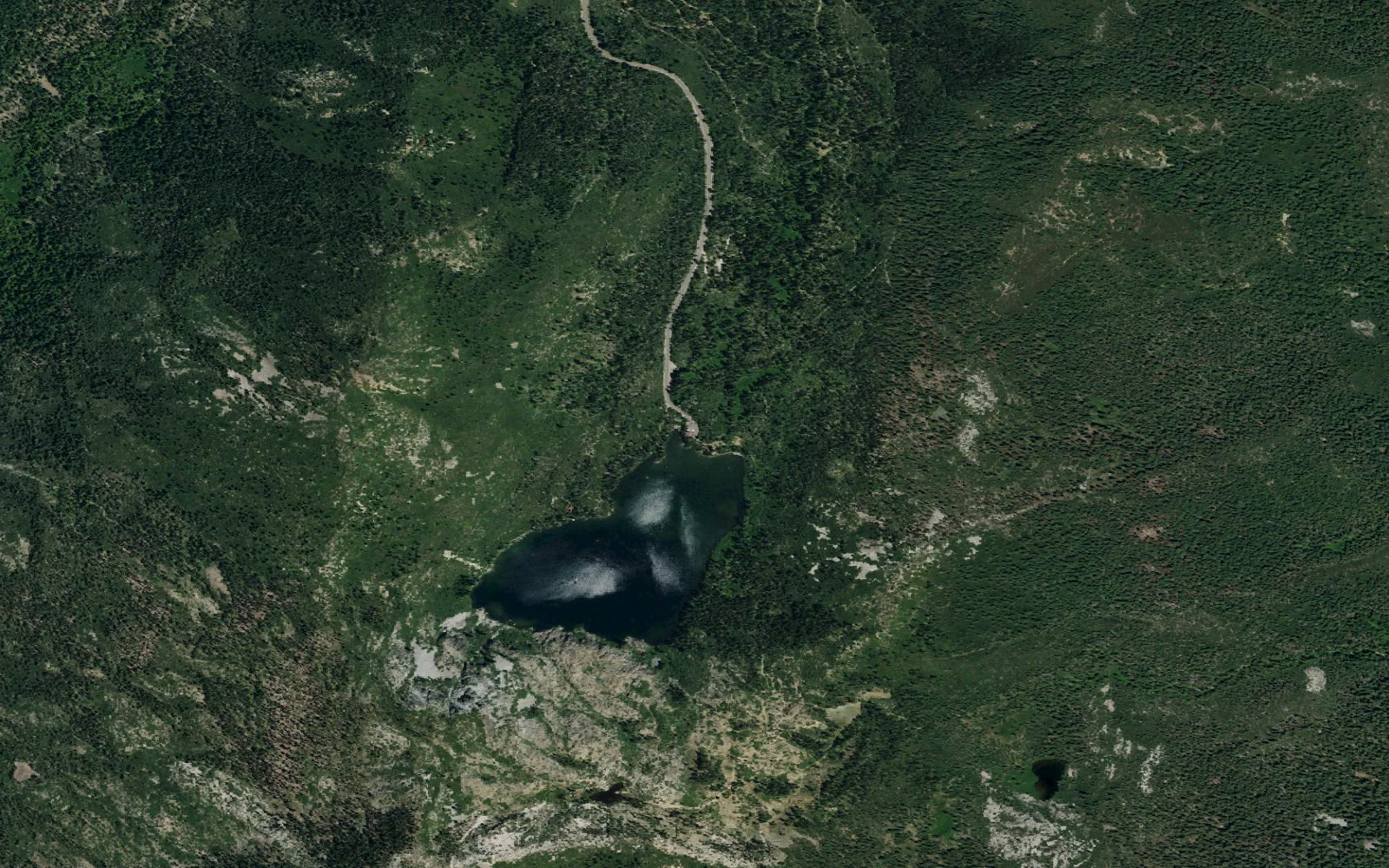 Aerial view centered on Castle Lake Trailhead