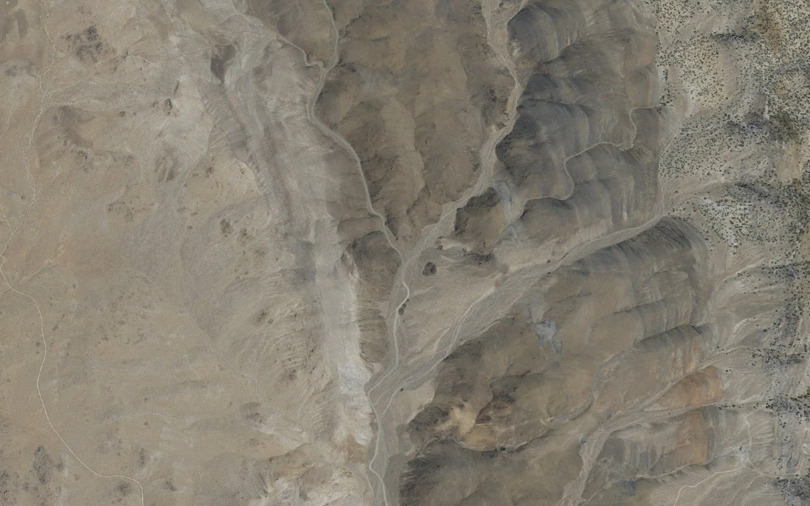 Aerial view centered on Mazourka Canyon Trailhead