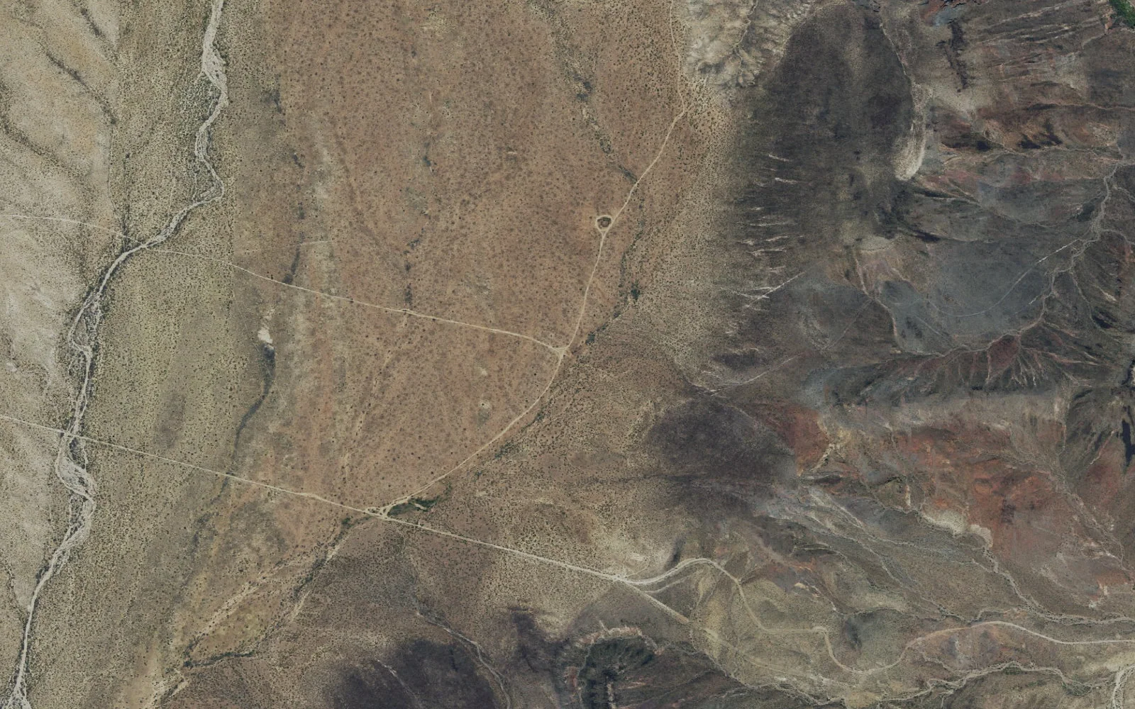 Aerial view centered on Piute Canyon West Trailhead
