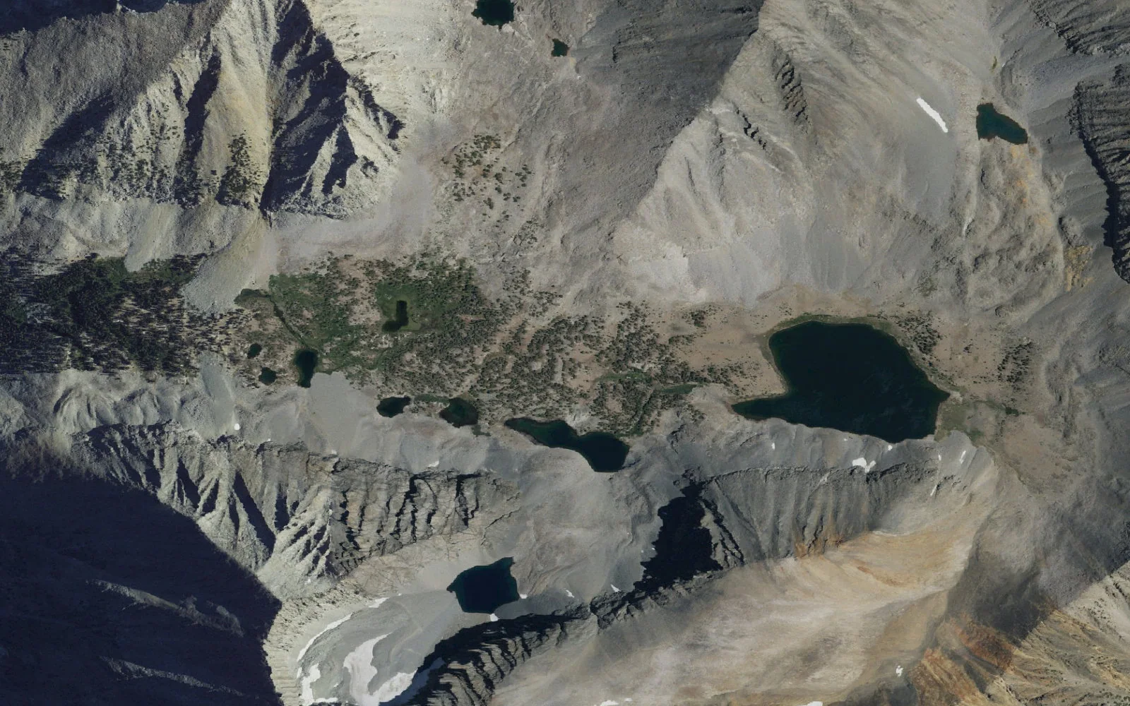 Aerial view centered on Baxter Lakes