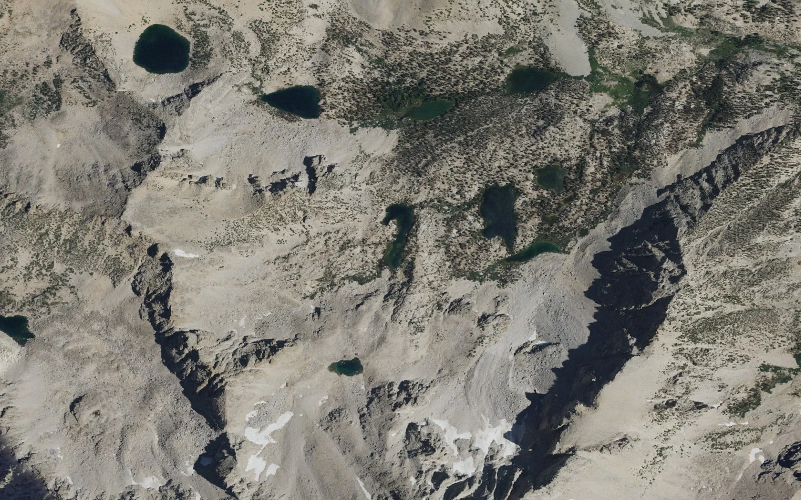 Aerial view centered on Bench Lake