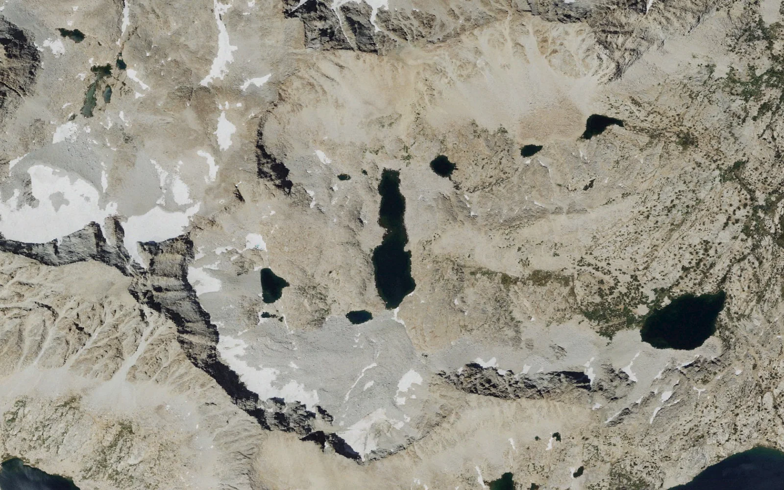 Aerial view centered on Blue Heaven Lake