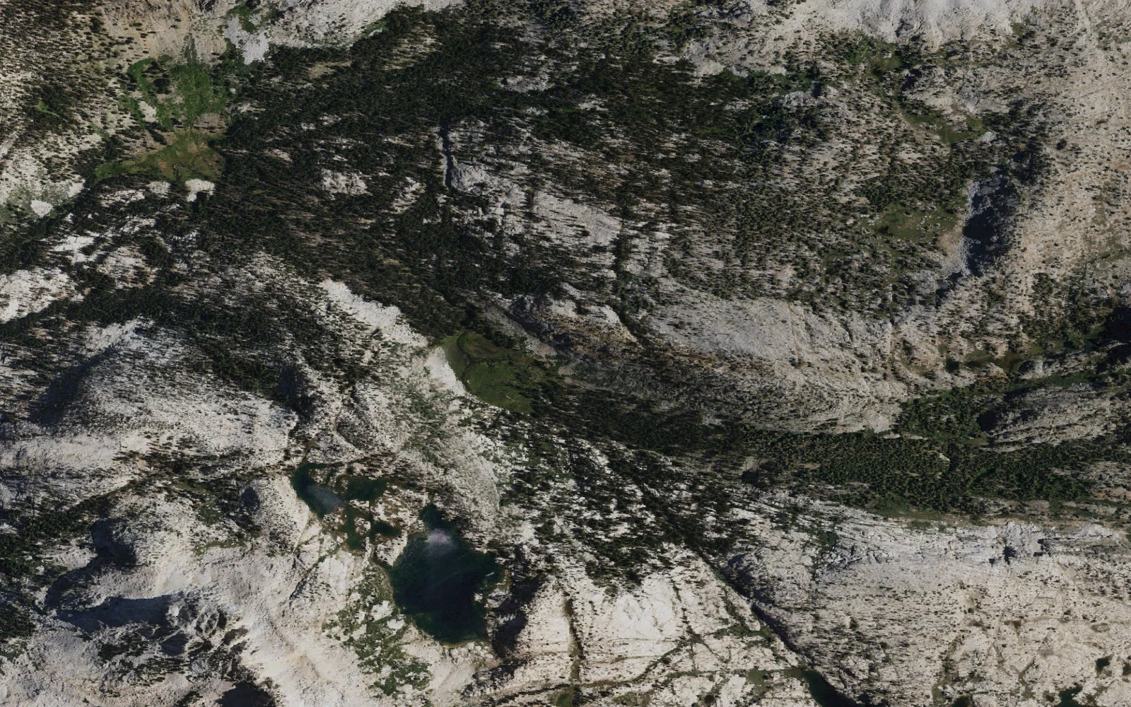 Aerial view centered on Horse Heaven
