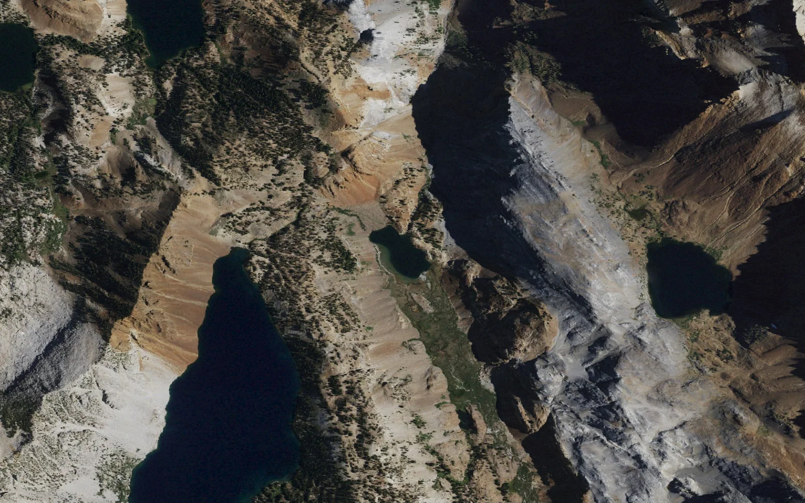 Aerial view centered on Mildred Lake