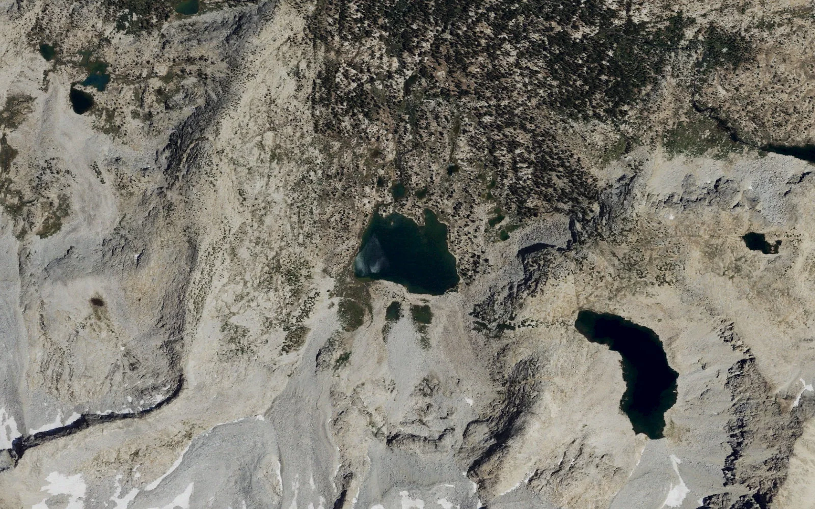 Aerial view centered on Packsaddle Lake