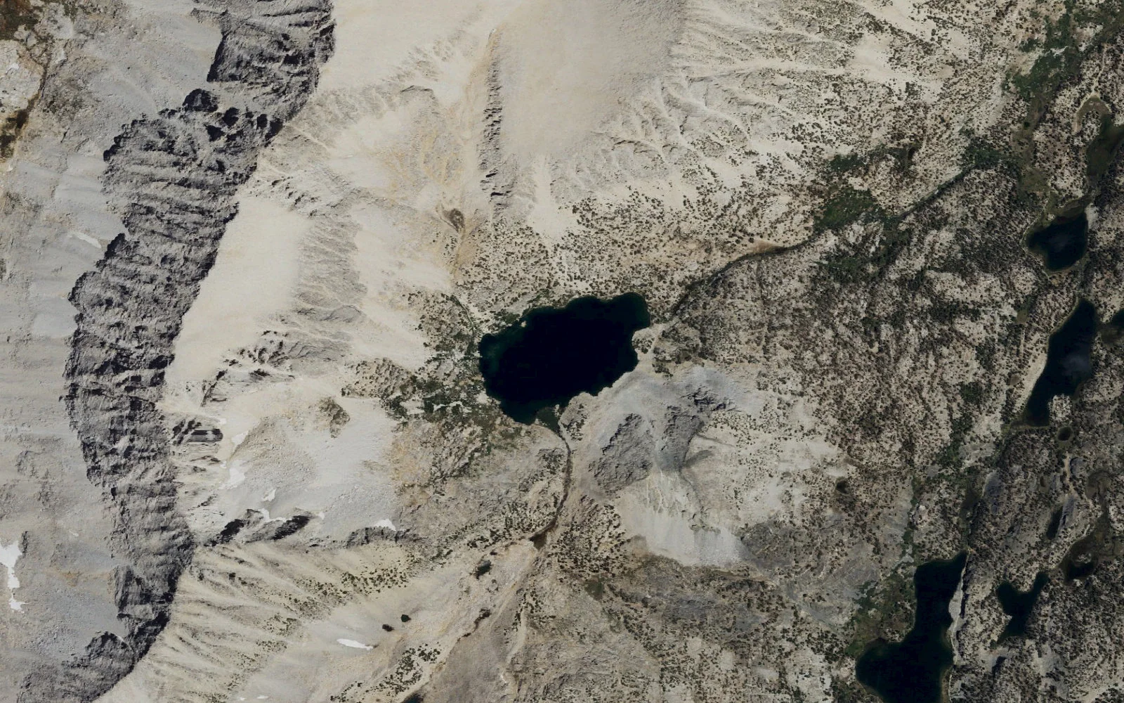 Aerial view centered on Ruby Lake