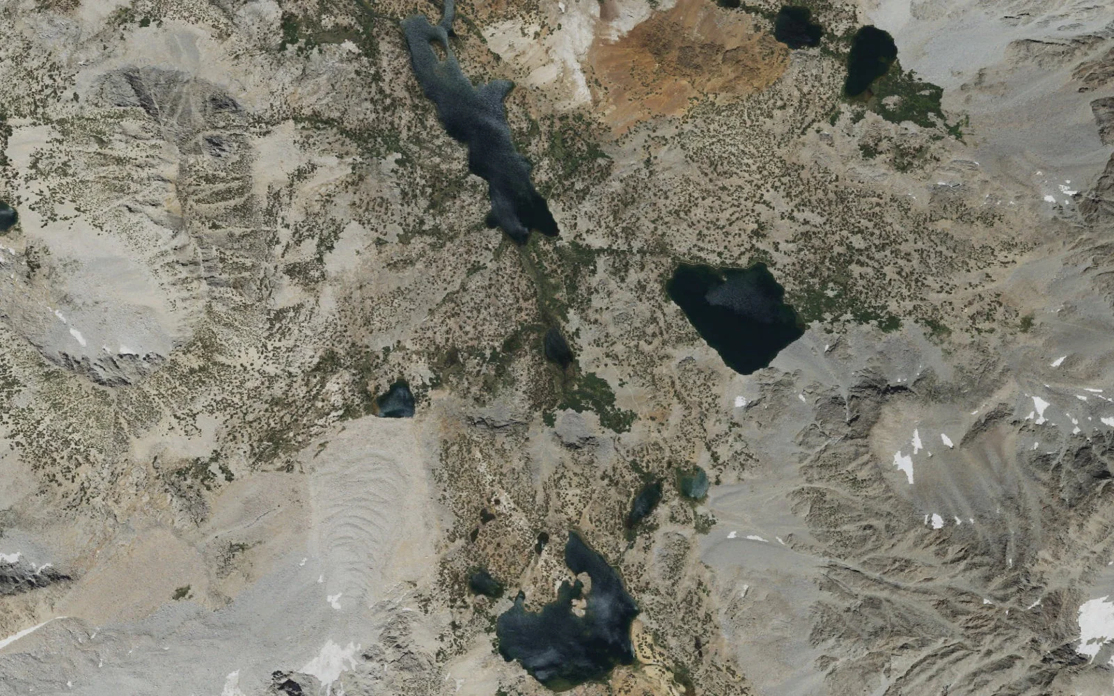 Aerial view centered on Spearhead Lake