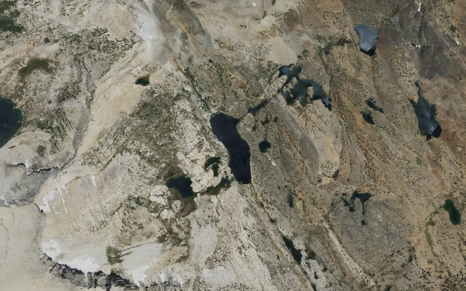 Aerial view centered on Steelhead Lake
