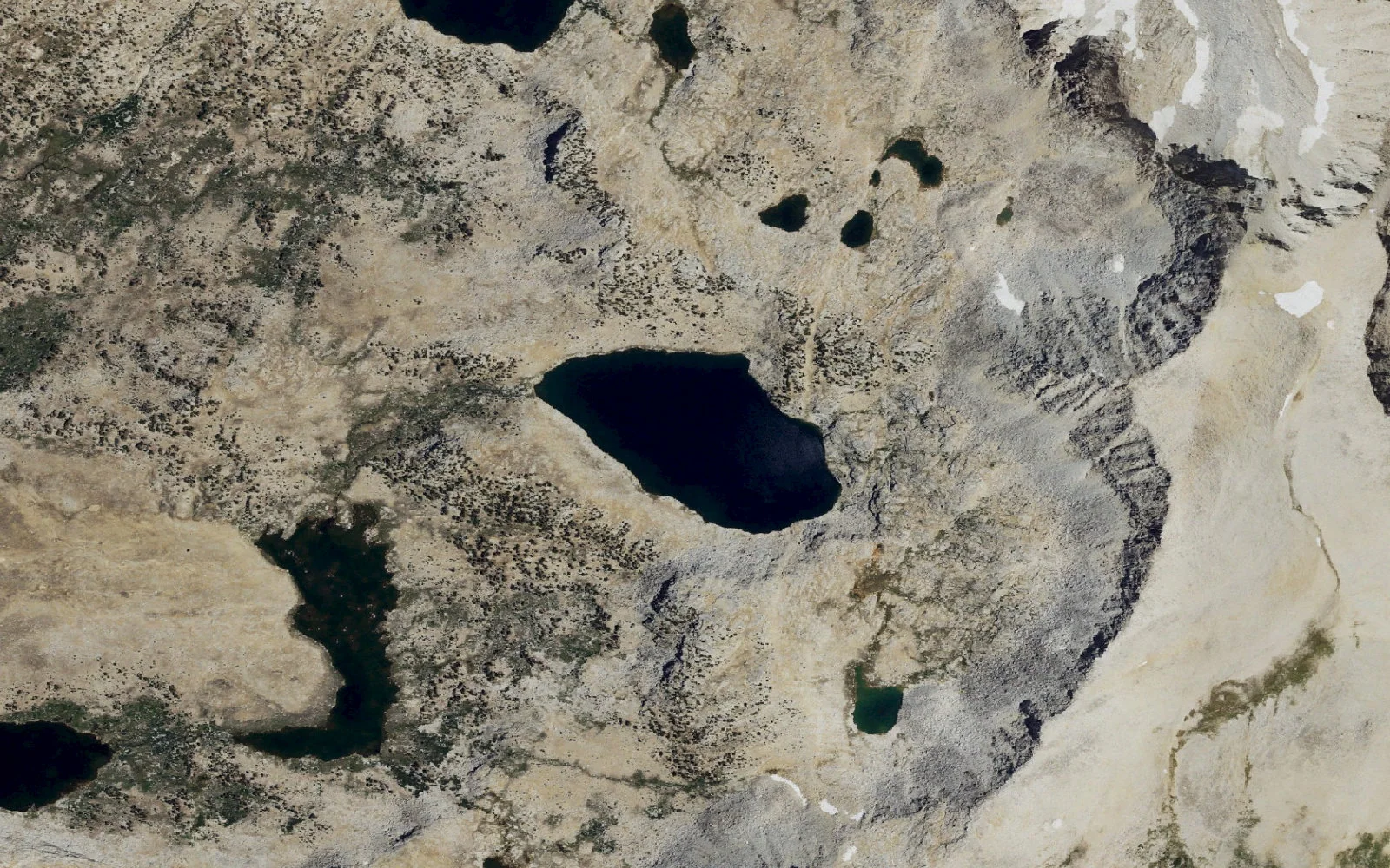 Aerial view centered on Steelhead Lake