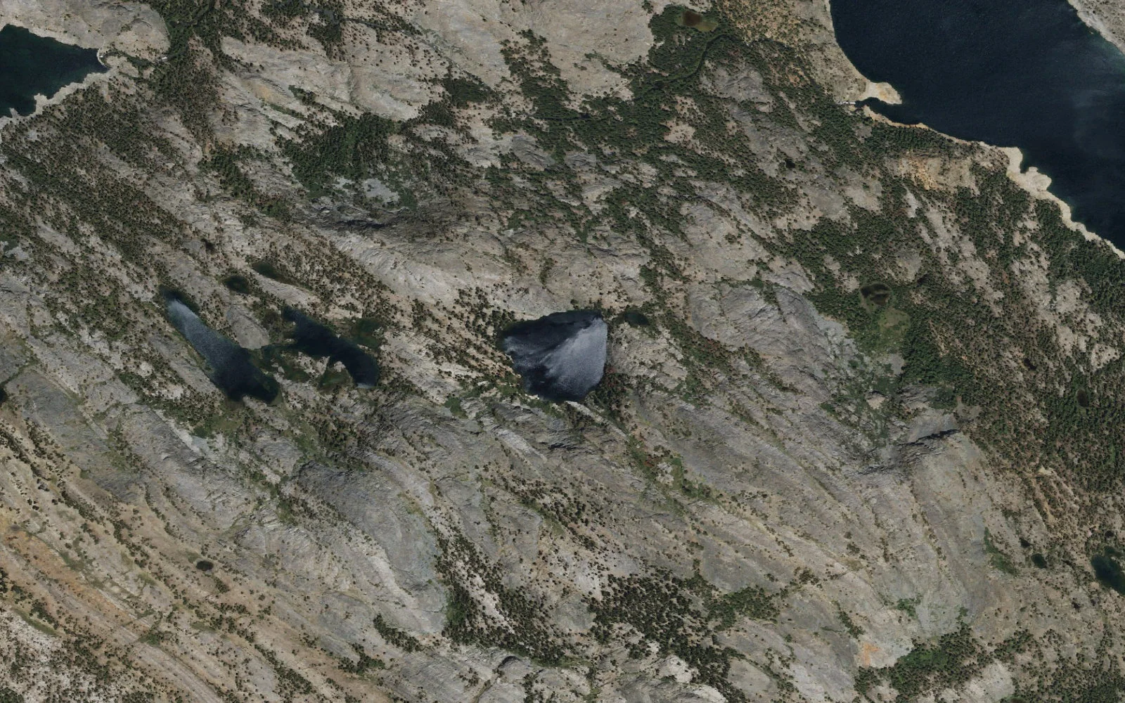 Aerial view centered on Sullivan Lake