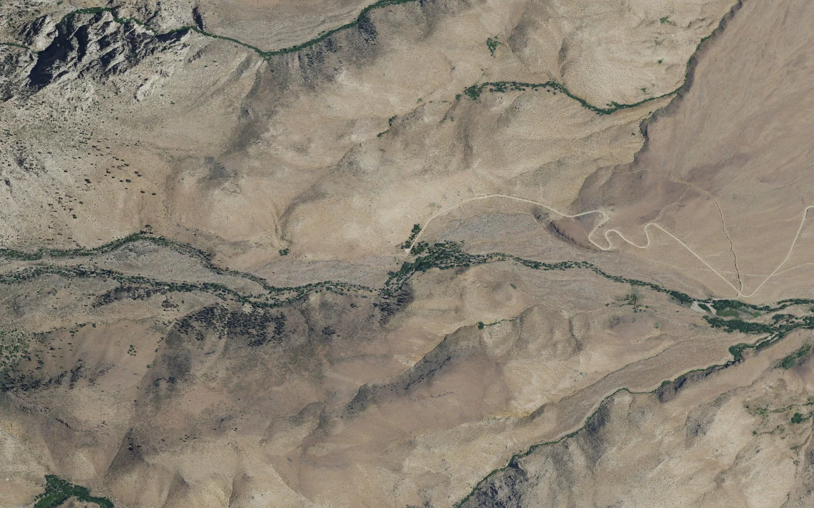 Aerial view centered on Baxter Pass Trailhead