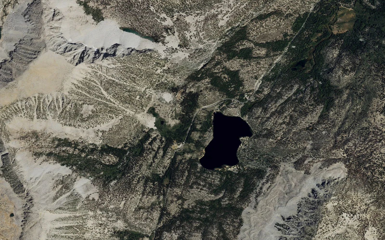 Aerial view centered on Hilton Lakes Trailhead