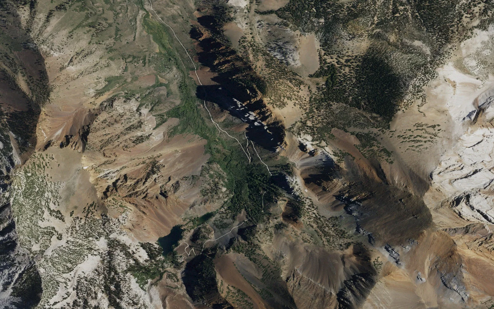 Aerial view centered on Laurel Lakes Trailhead