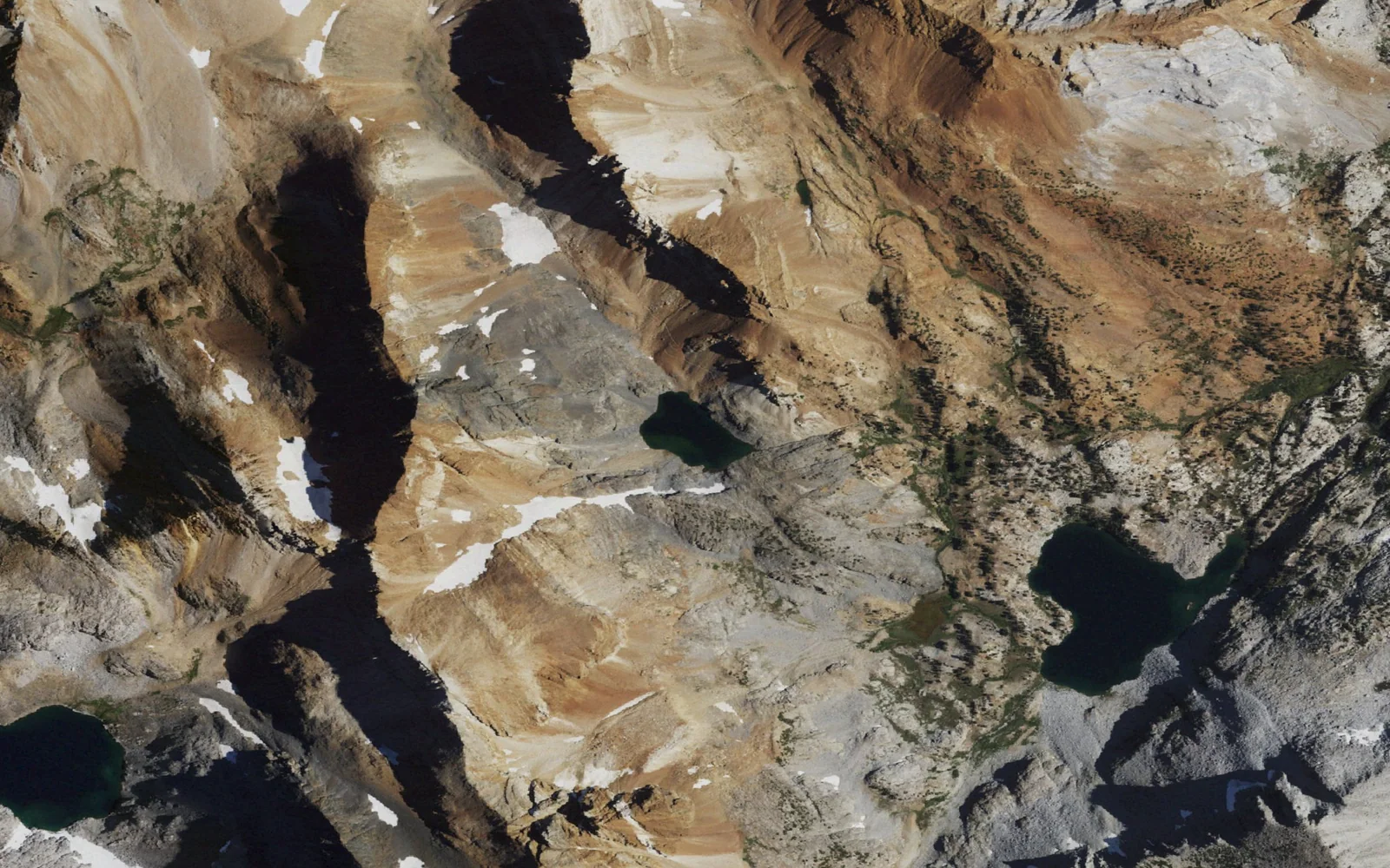 Aerial view centered on Little McGee Lake