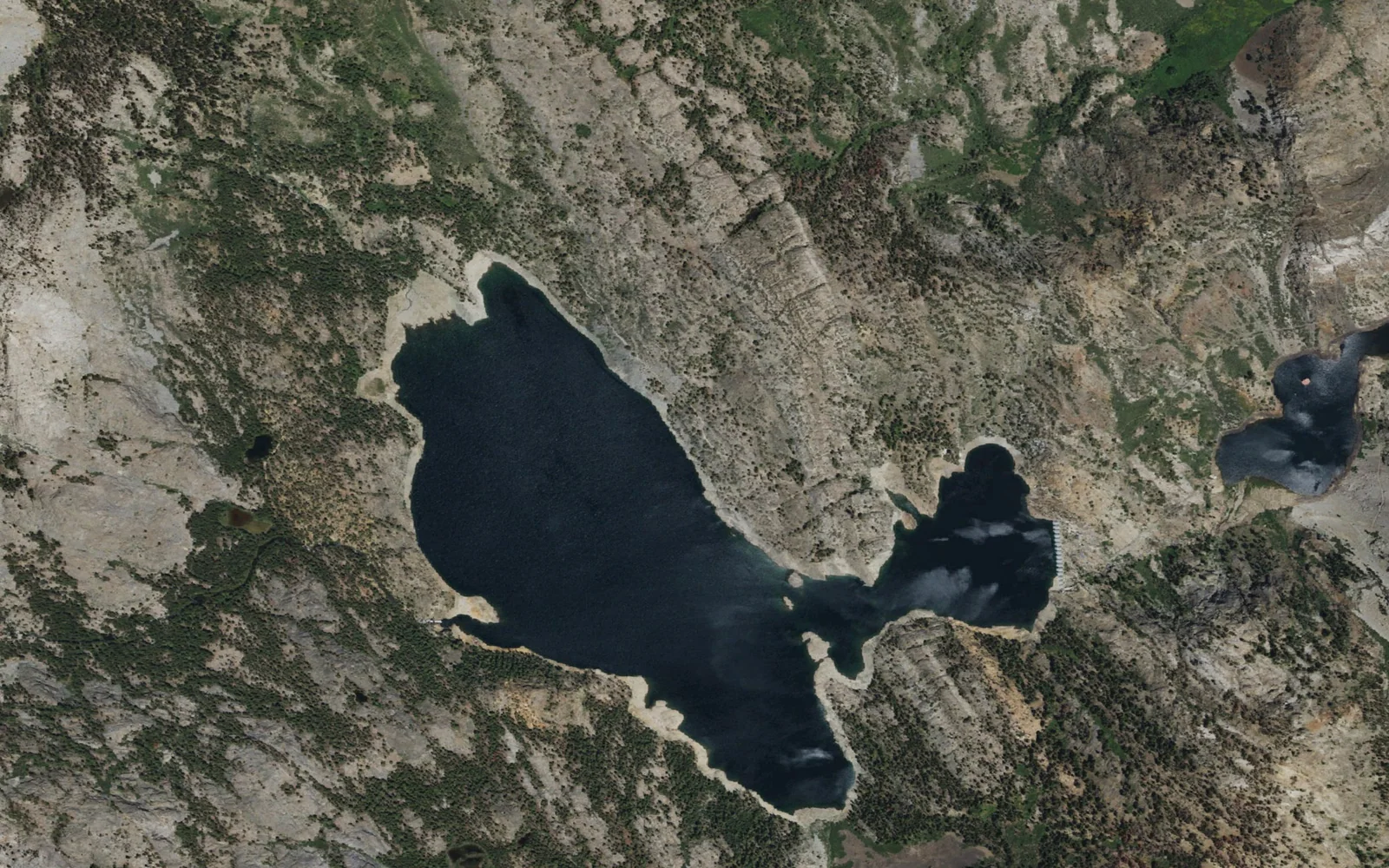 Aerial view centered on Gem Lake on Rush Creek